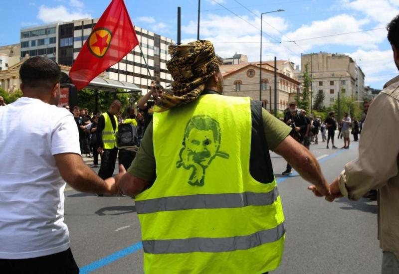 Prosvjed u Ateni  - Neredi za Praznik rada: Turska policija suzavcem na povorku, u Grčkoj prosvjednici tražili veće plaće